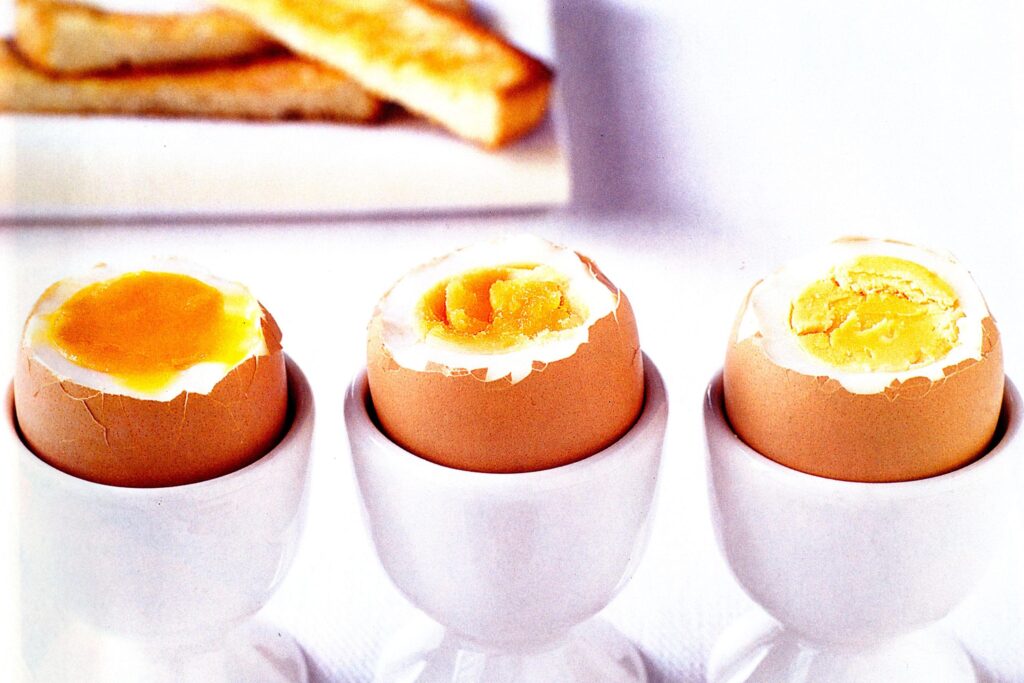 Три разновидности сваренных яиц
